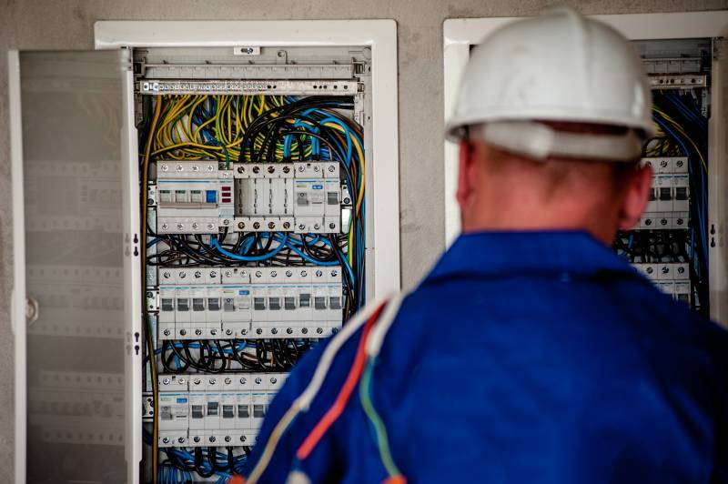 Electricien industriel